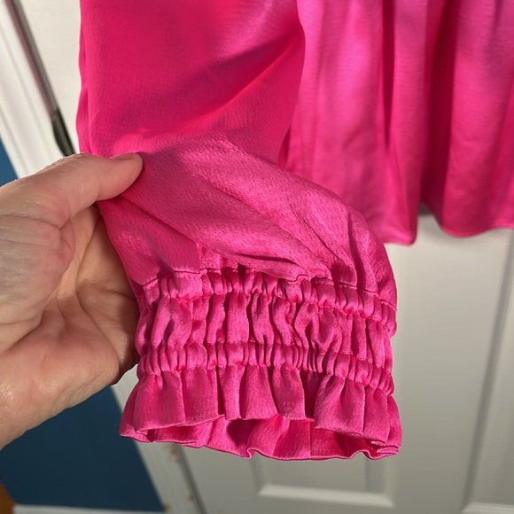 Lilly Pulitzer Jaylene long sleeve top color is cerise pink size 14 ￼ - Picture 4 of 6